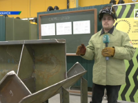 В Мурманске собирают корабль🛥