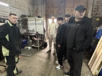 Рабочая встреча и визит выпускников колледжа на предприятие социального партнера