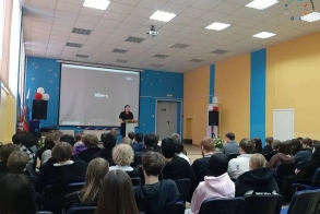 ⚖️Студентам напомнили о правилах безопасности на железной дороге и правовой ответственности